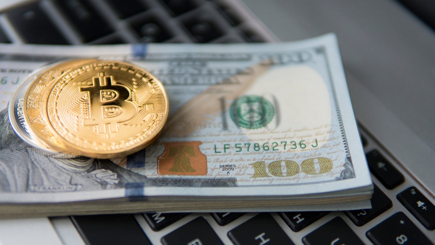 Por que o Bitcoin deve ser investido com cautela agora