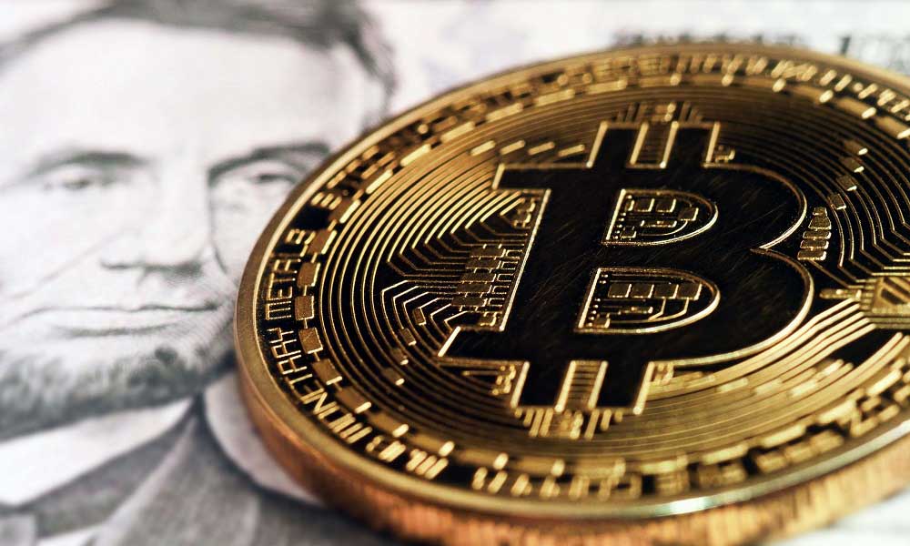 Bitcoin exchange rate has stopped falling, and the market is trying to regain lost ground