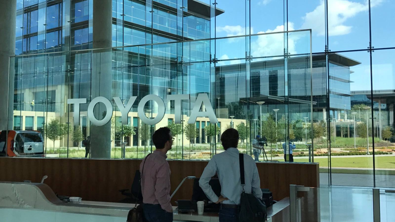 Toyota opens a blockchain lab