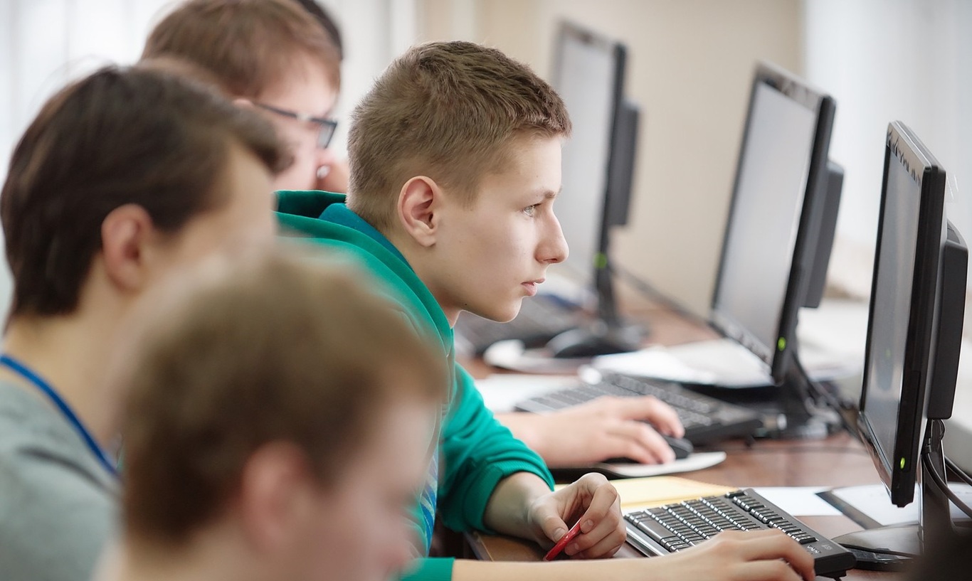 GeekBrains teaches kids the basics of web development, cybersecurity and creating games in Java