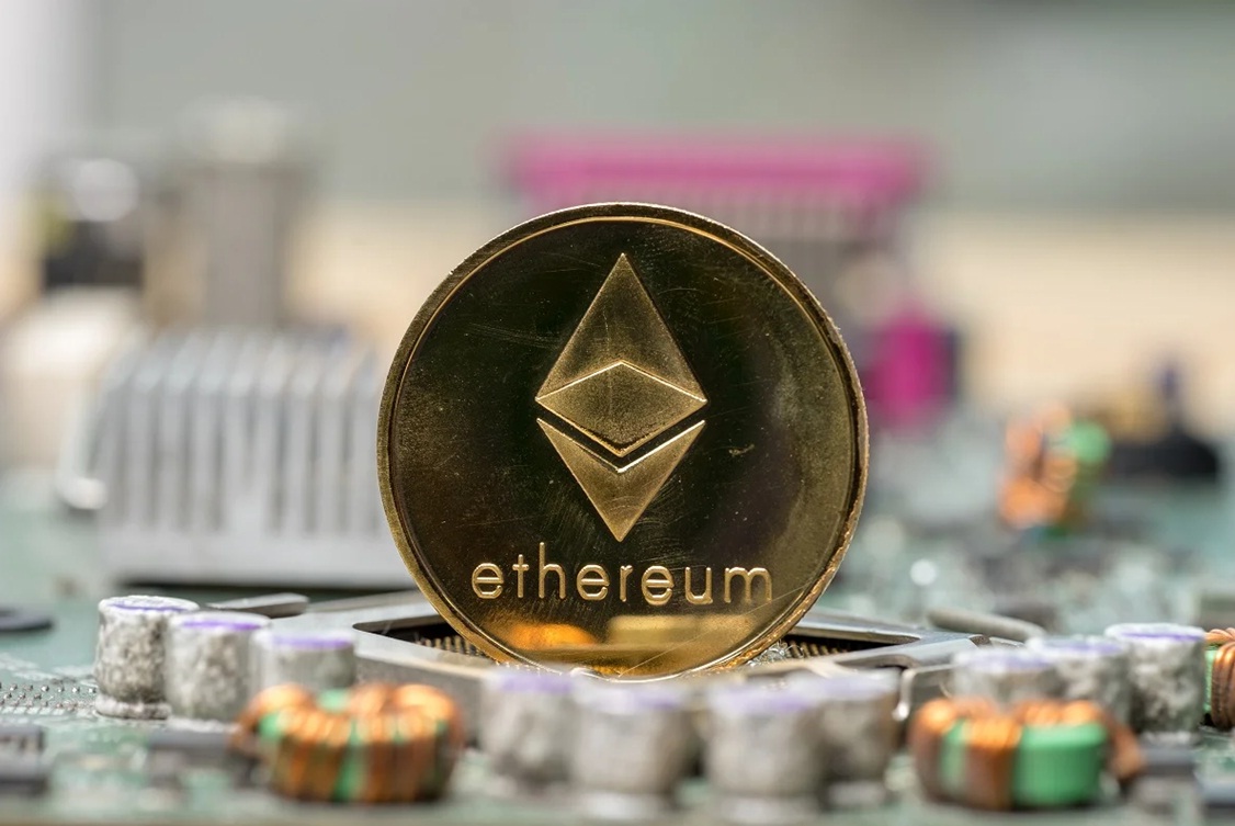 40% of Ethereum mining revenue in August came from commissions