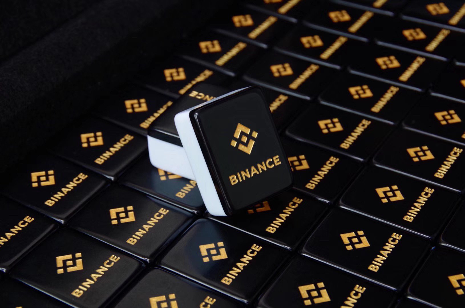 Binance Sued For Aid In Laundering $ 9.4 Million