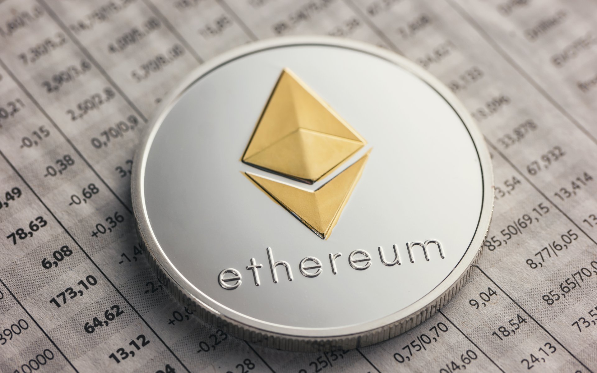 Ethereum rises above $ 2,100, setting a new all-time high