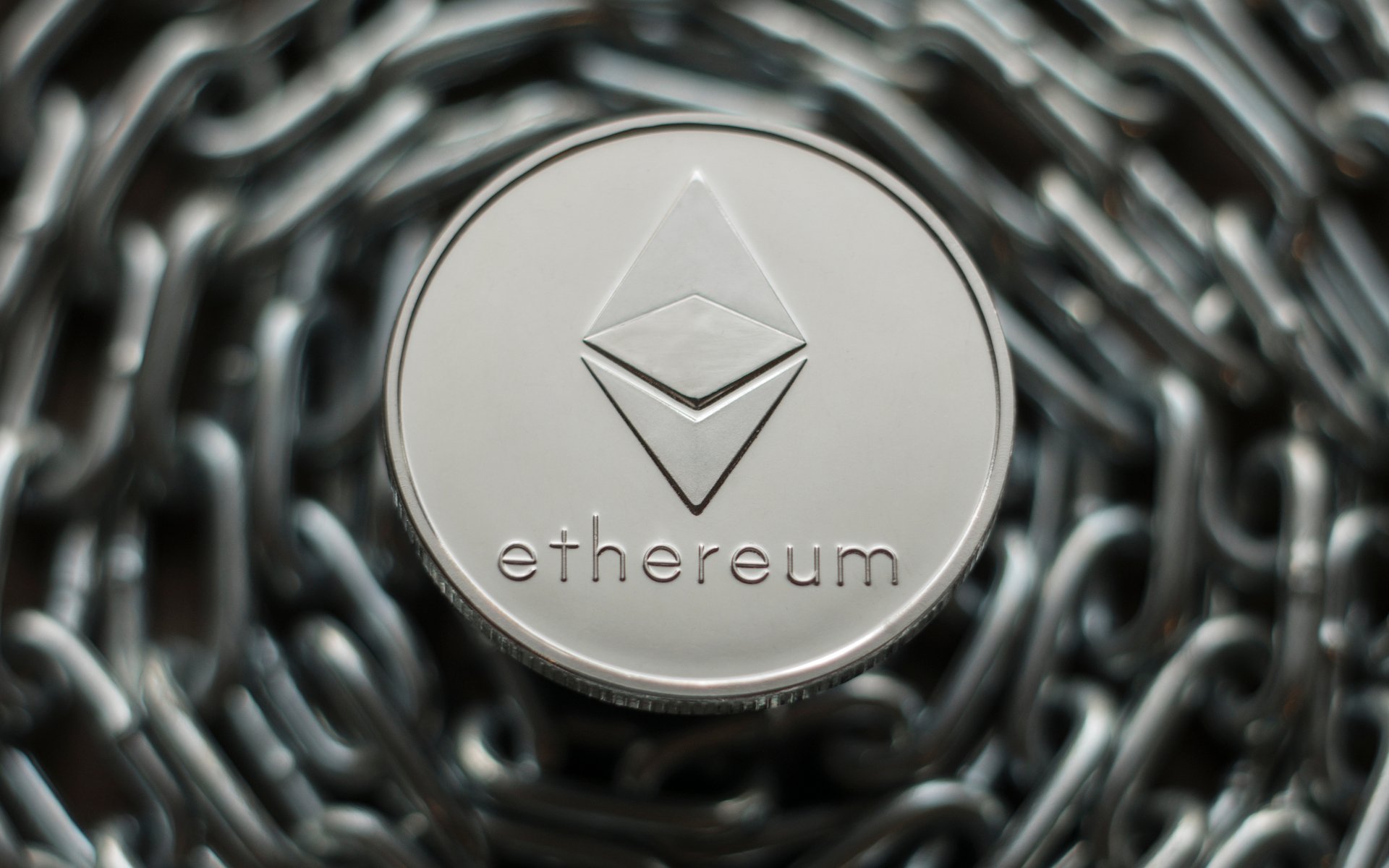 A mineração de Ethereum traz mais receita do que a mineração de Bitcoin pelo terceiro mês consecutivo