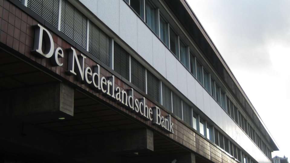 Banco central holandês pede regulamentação internacional de criptomoedas