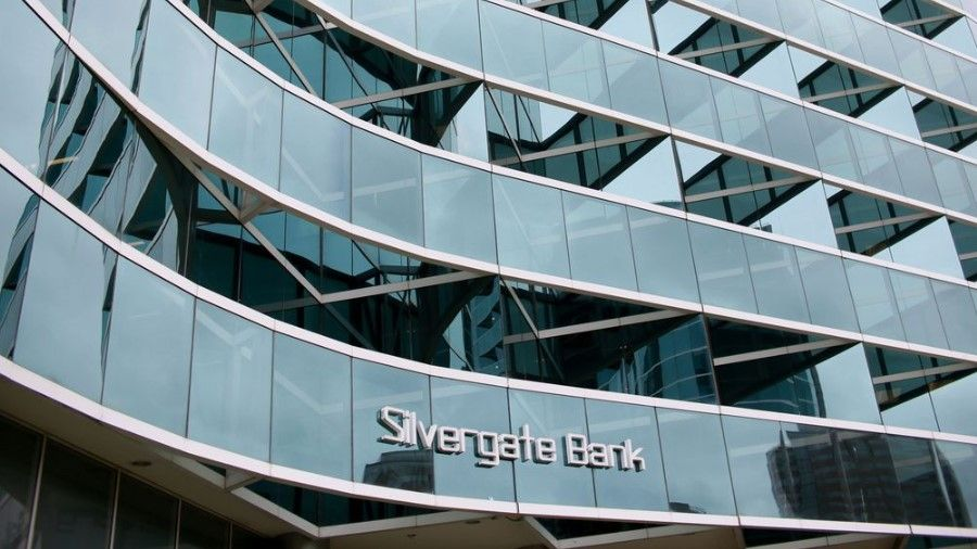 Silvergate Bank reports $1 billion loss