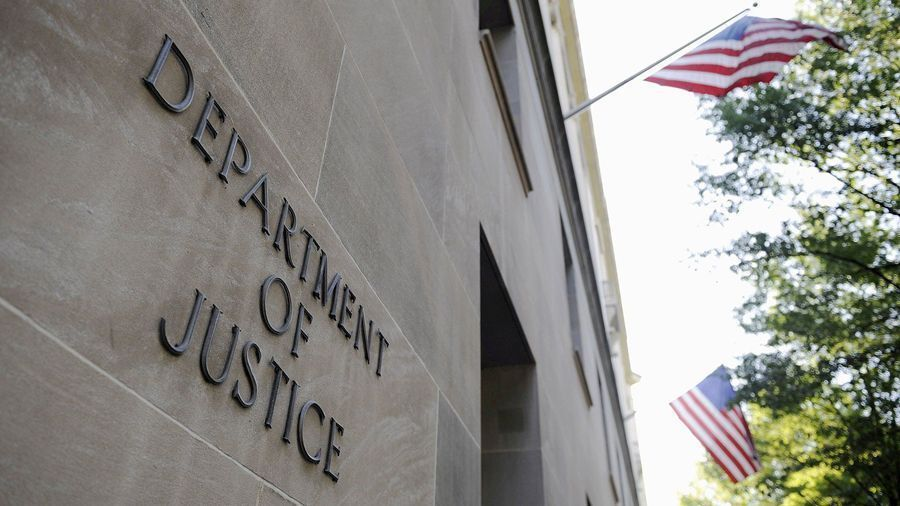 Polícia dos EUA apreende 18 caixas eletrônicos ilegais de criptomoedas da Coindawg